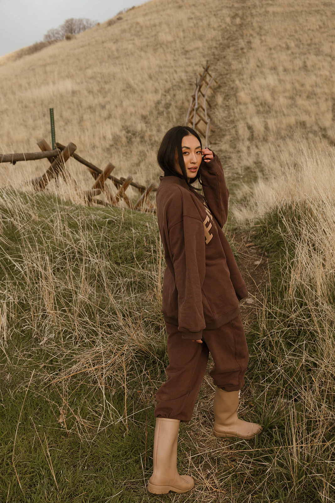 Fancy Oversized Fleece Mockneck - Desert Sand Brown - Image 17